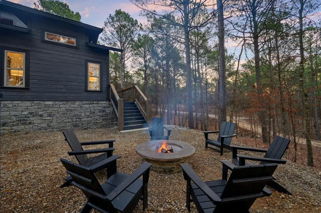 Photo 32 — 332 Cascading Creek Circle, Broken Bow, OK 74728