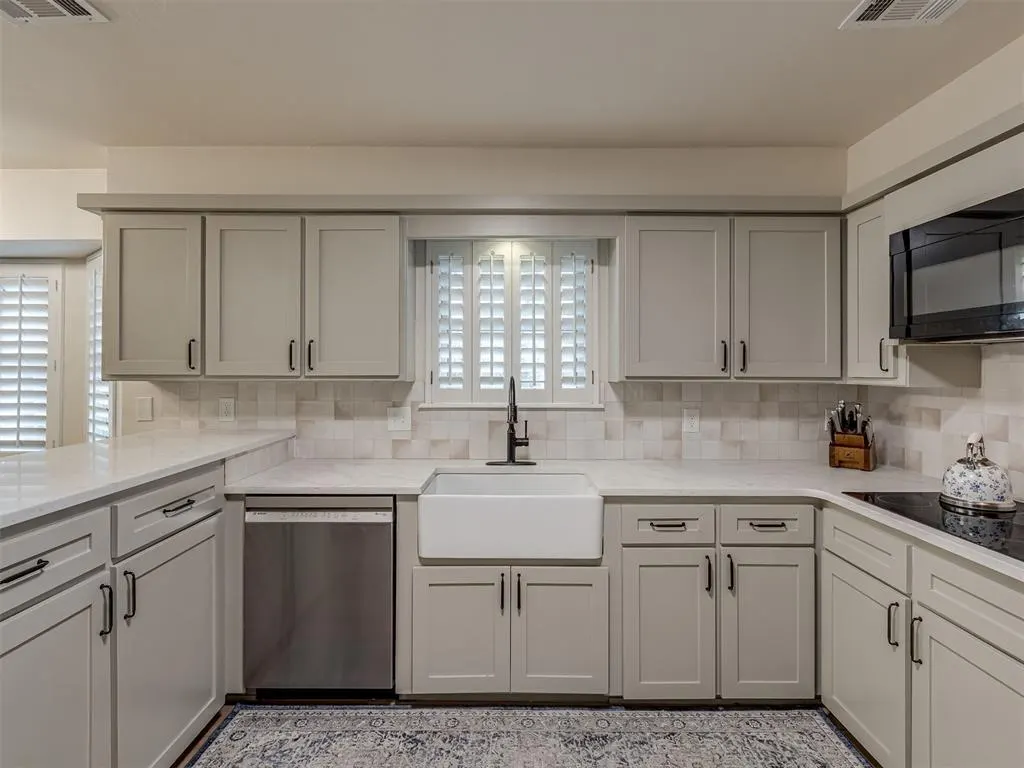 Photo 10 — 1324 Tarman Circle, Norman, OK 73071