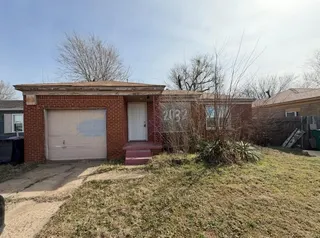 Sold home at 2032 NE Grand Boulevard