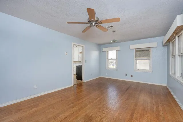 Photo 6 — 512 W Daws Street, Norman, OK 73069