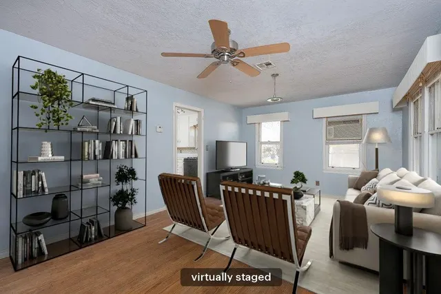 Front exterior — 512 W Daws Street, Norman, OK 73069