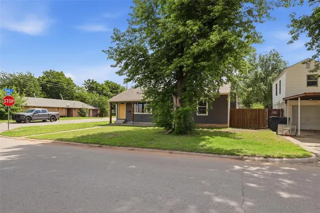 Photo 4 — 910 Stansell Drive, Midwest City, OK 73110