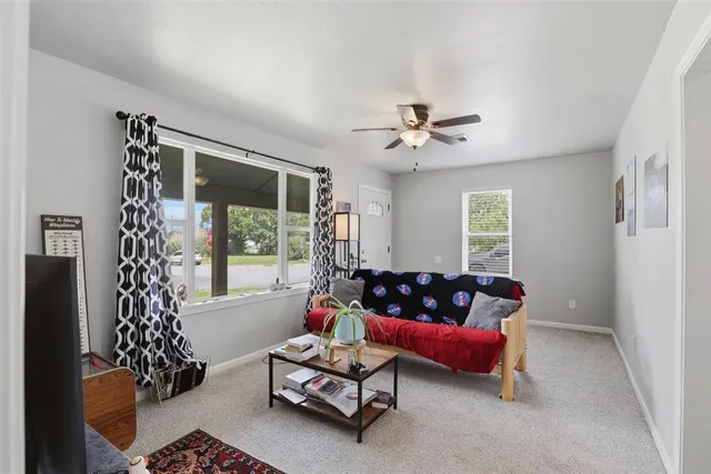 Photo 8 — 910 Stansell Drive, Midwest City, OK 73110