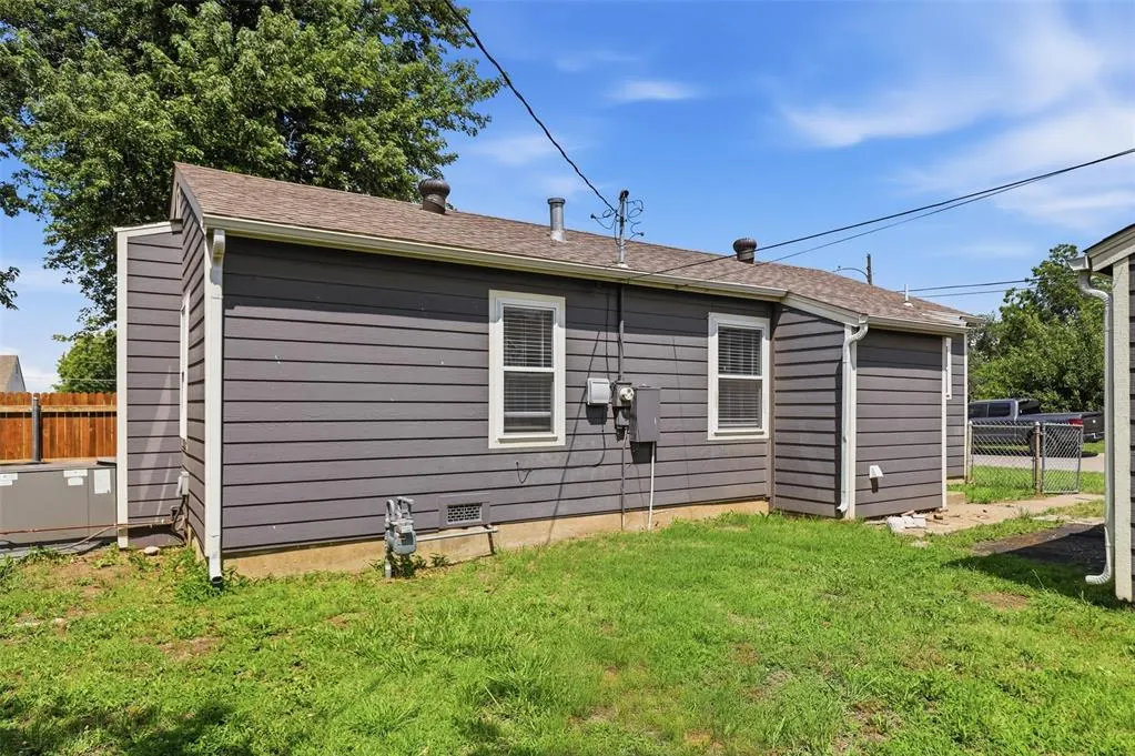 Photo 23 — 910 Stansell Drive, Midwest City, OK 73110