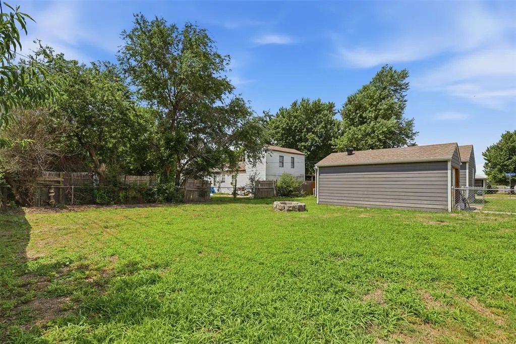 Photo 26 — 910 Stansell Drive, Midwest City, OK 73110