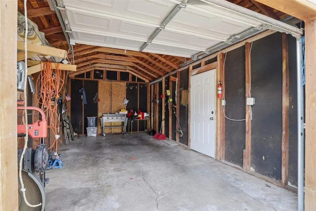 Photo 28 — 910 Stansell Drive, Midwest City, OK 73110