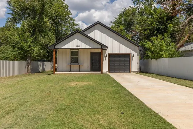 Photo 2 — 2829 SW 31st Street, Oklahoma City, OK 73119