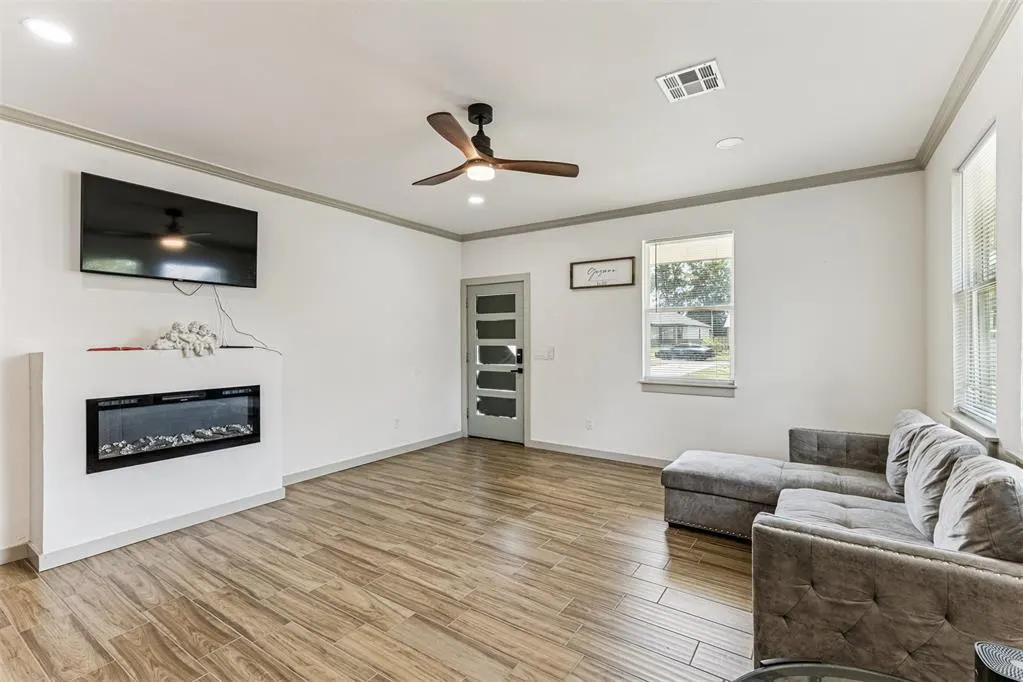 Photo 3 — 2829 SW 31st Street, Oklahoma City, OK 73119