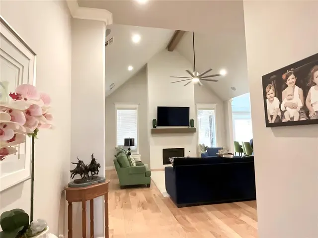 Photo 4 — 704 Maple Hill Road, Norman, OK 73069