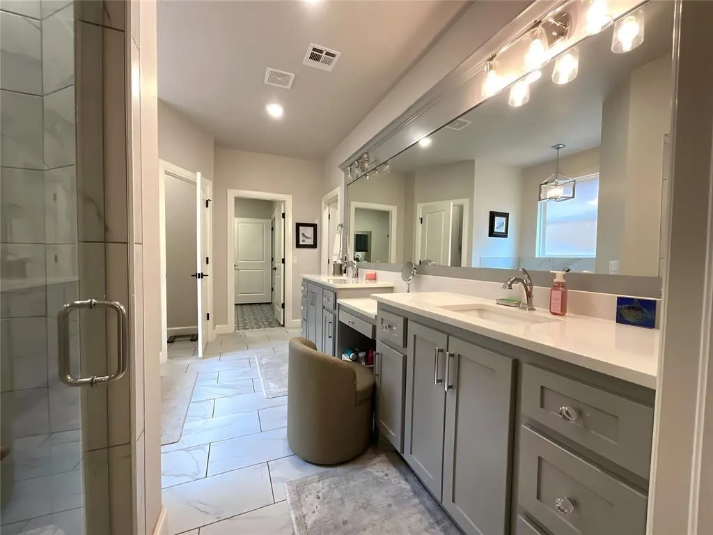 Photo 42 — 704 Maple Hill Road, Norman, OK 73069