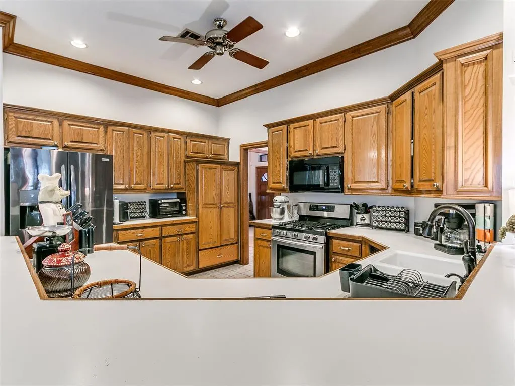 Photo 9 — 10812 Quail Run Road, Oklahoma City, OK 73150