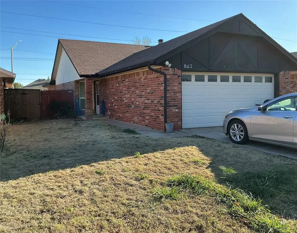 Photo 3 — 8112 NW 78th Terrace, Oklahoma City, OK 73132