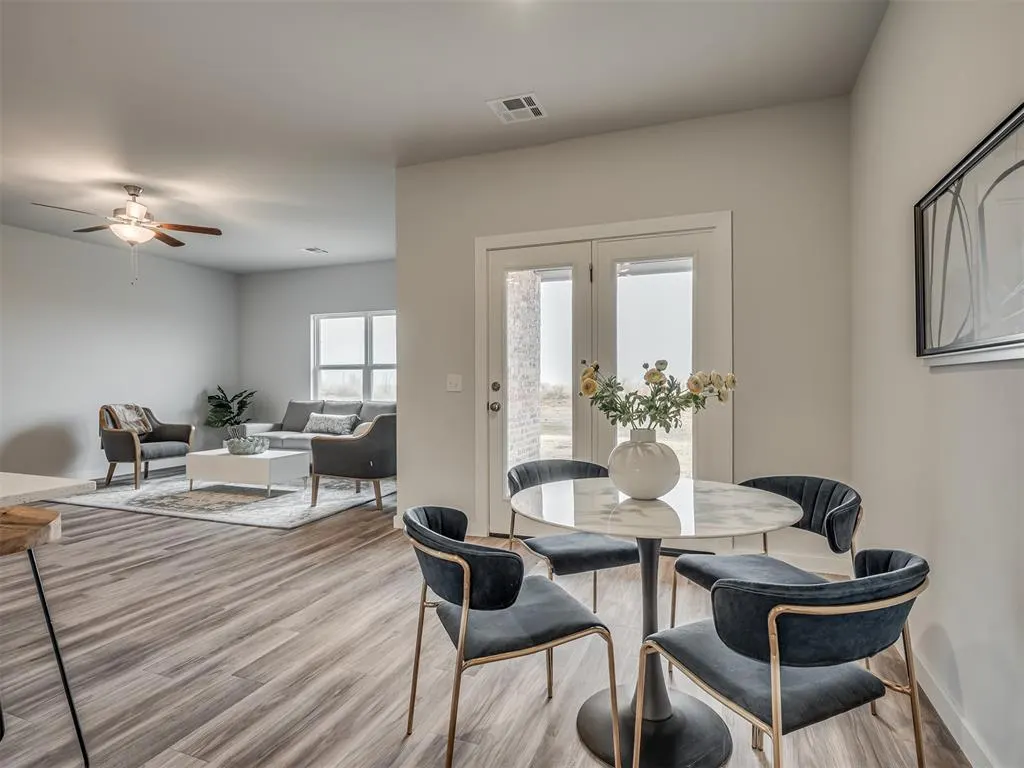 Photo 9 — 3530 Manning Farms Boulevard, El Reno, OK 73036