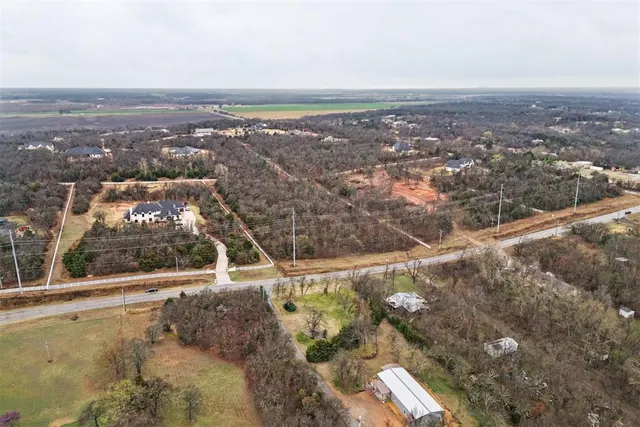 Photo 4 — 10128 E Memorial Road, Edmond, OK 73007