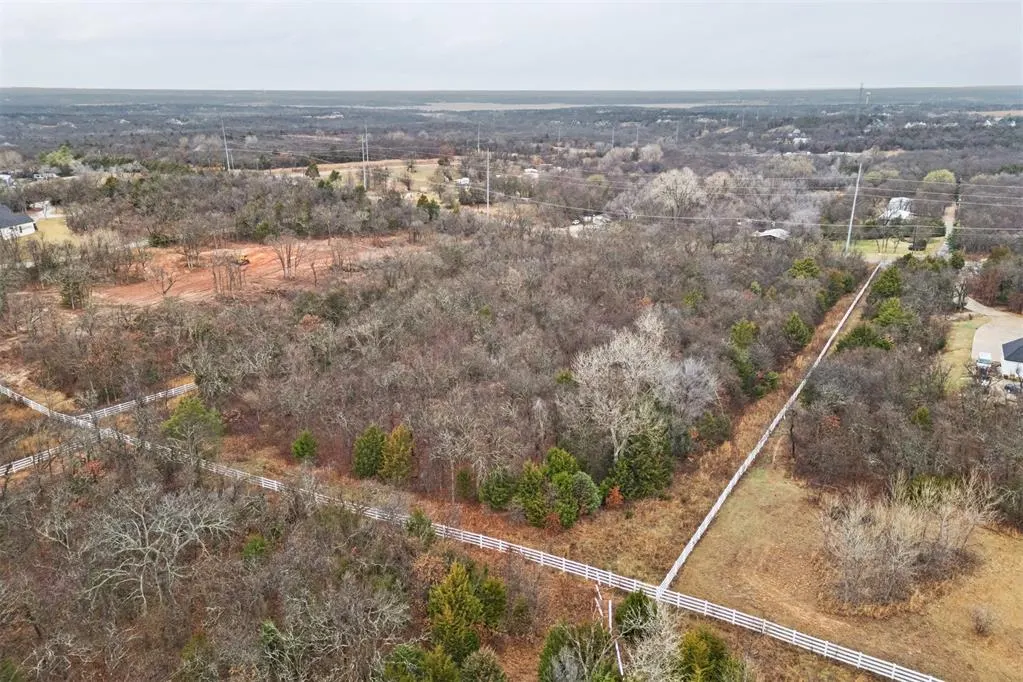 Photo 8 — 10128 E Memorial Road, Edmond, OK 73007