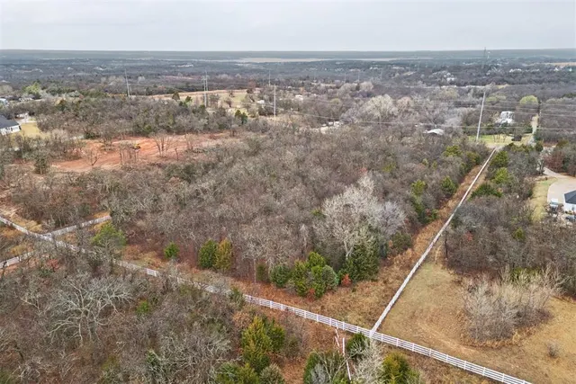Photo 8 — 10128 E Memorial Road, Edmond, OK 73007