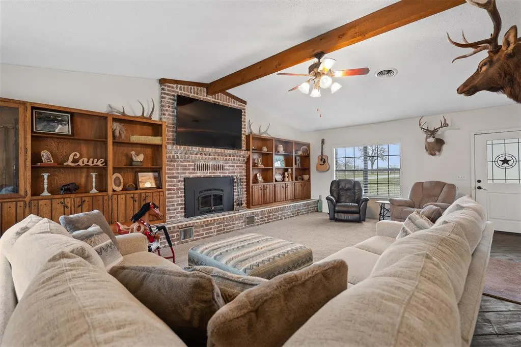 Photo 4 — 1475 Santa Fe Road, Wilson, OK 73463