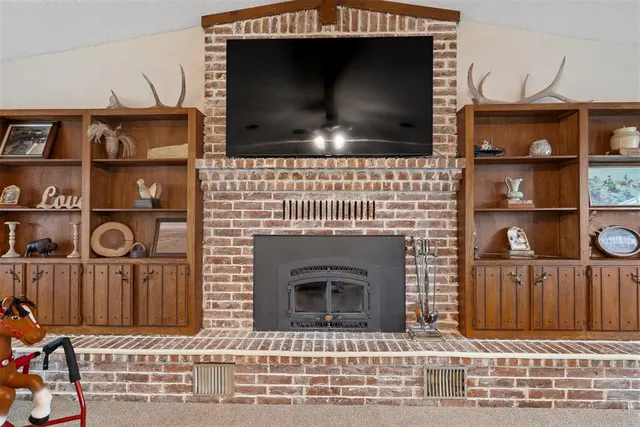 Photo 6 — 1475 Santa Fe Road, Wilson, OK 73463