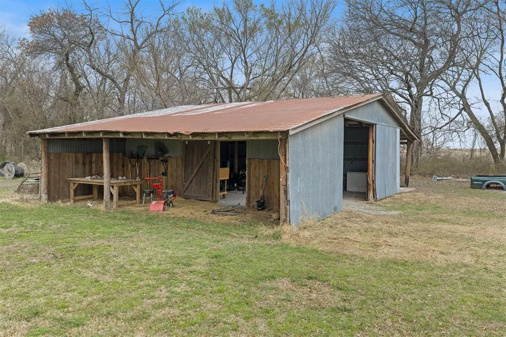 Photo 37 — 1475 Santa Fe Road, Wilson, OK 73463