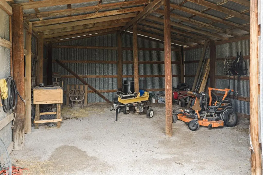 Photo 38 — 1475 Santa Fe Road, Wilson, OK 73463
