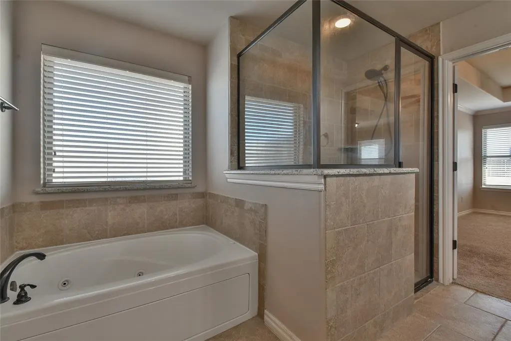 Photo 19 — 8902 NE Hudson Lane, Piedmont, OK 73078