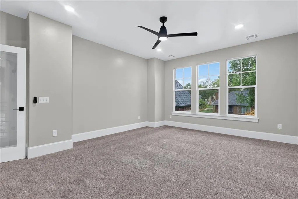 Photo 17 — 10033 SW 27th Street, Yukon, OK 73099