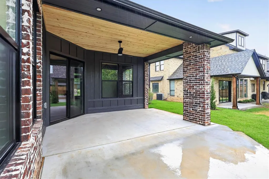 Photo 33 — 10033 SW 27th Street, Yukon, OK 73099