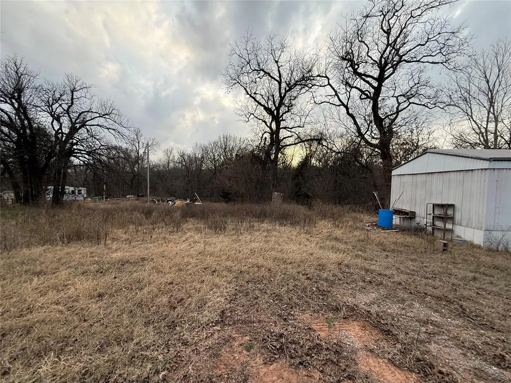 Photo 18 — 11851 Woodcrest Drive, Guthrie, OK 73044