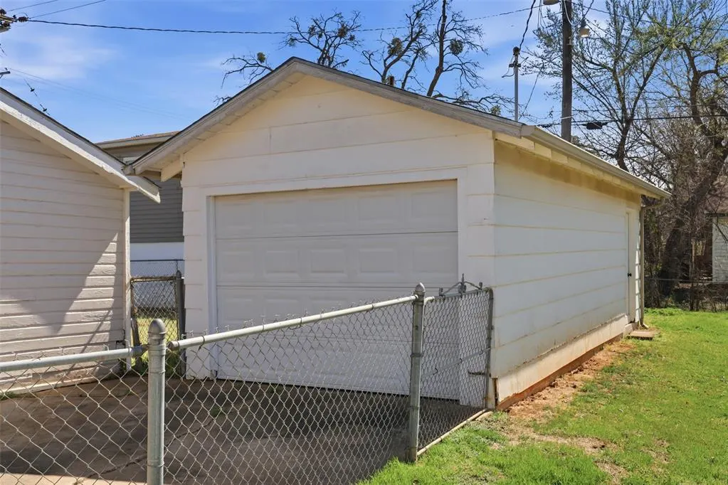 Photo 24 — 1804 NW 29th Street, Oklahoma City, OK 73106
