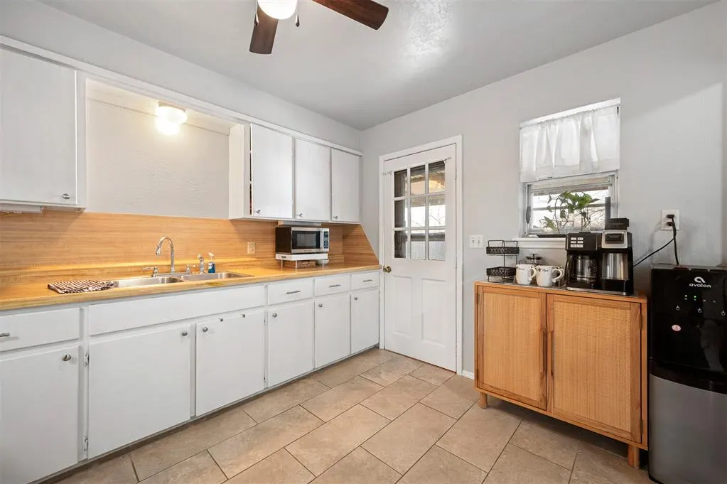 Photo 6 — 911 N Sunset Drive, Anadarko, OK 73005
