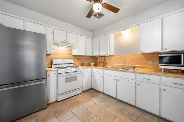 Photo 7 — 911 N Sunset Drive, Anadarko, OK 73005