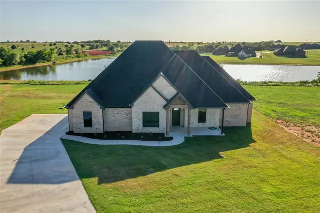 Front exterior — 2190 Hux Drive, Blanchard, OK 73010