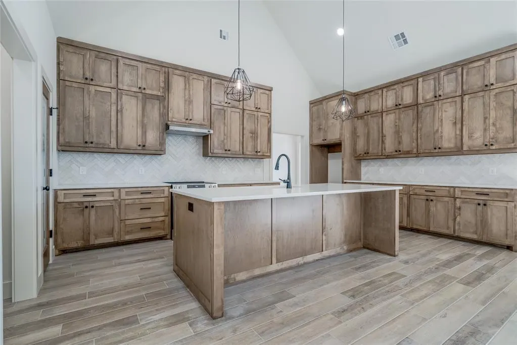 Photo 18 — 2190 Hux Drive, Blanchard, OK 73010