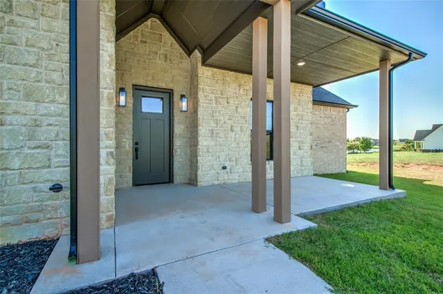 Photo 5 — 2190 Hux Drive, Blanchard, OK 73010