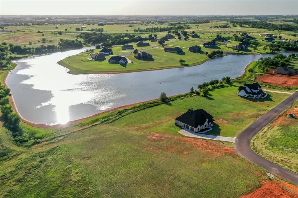 Photo 10 — 2190 Hux Drive, Blanchard, OK 73010