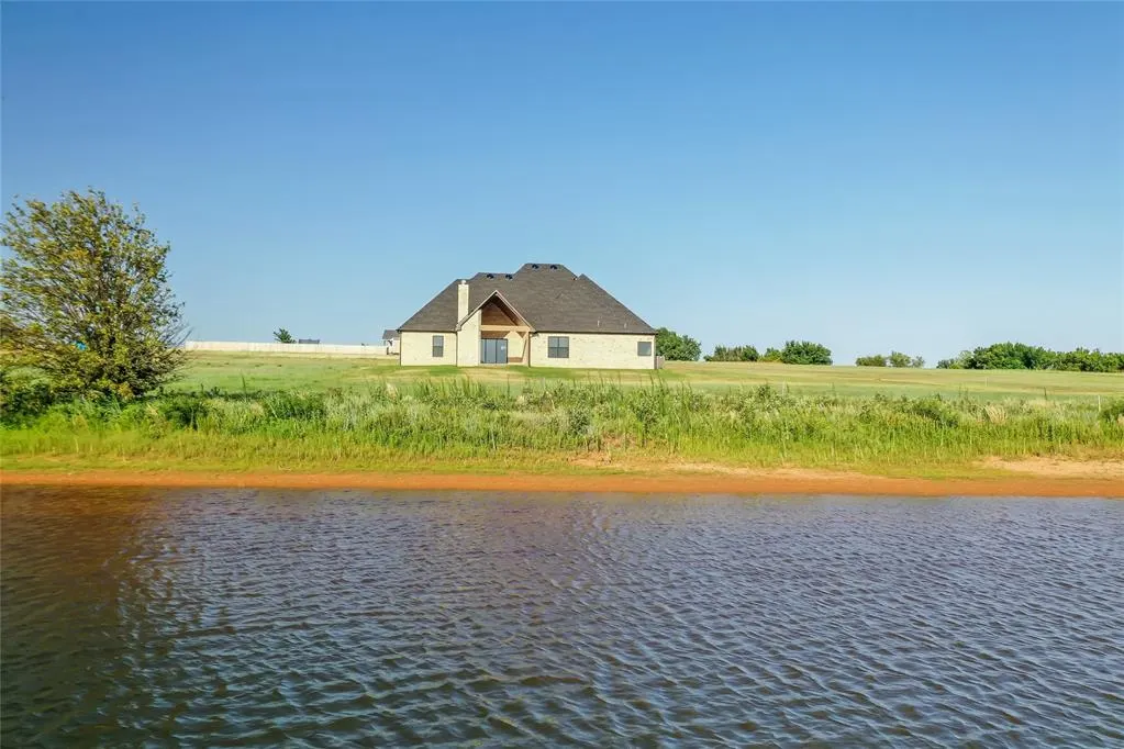 Photo 11 — 2190 Hux Drive, Blanchard, OK 73010
