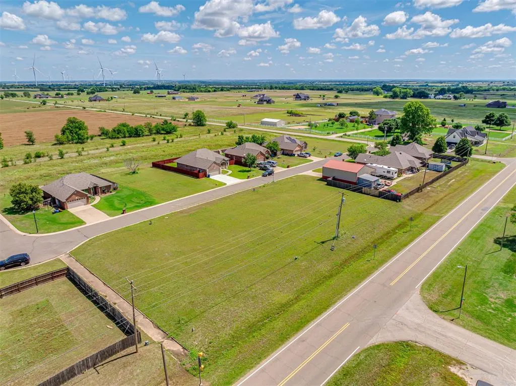 Photo 8 — 110 Dogwood, Crescent, OK 73028