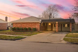 Sold home at 7705 S Charlotte Drive