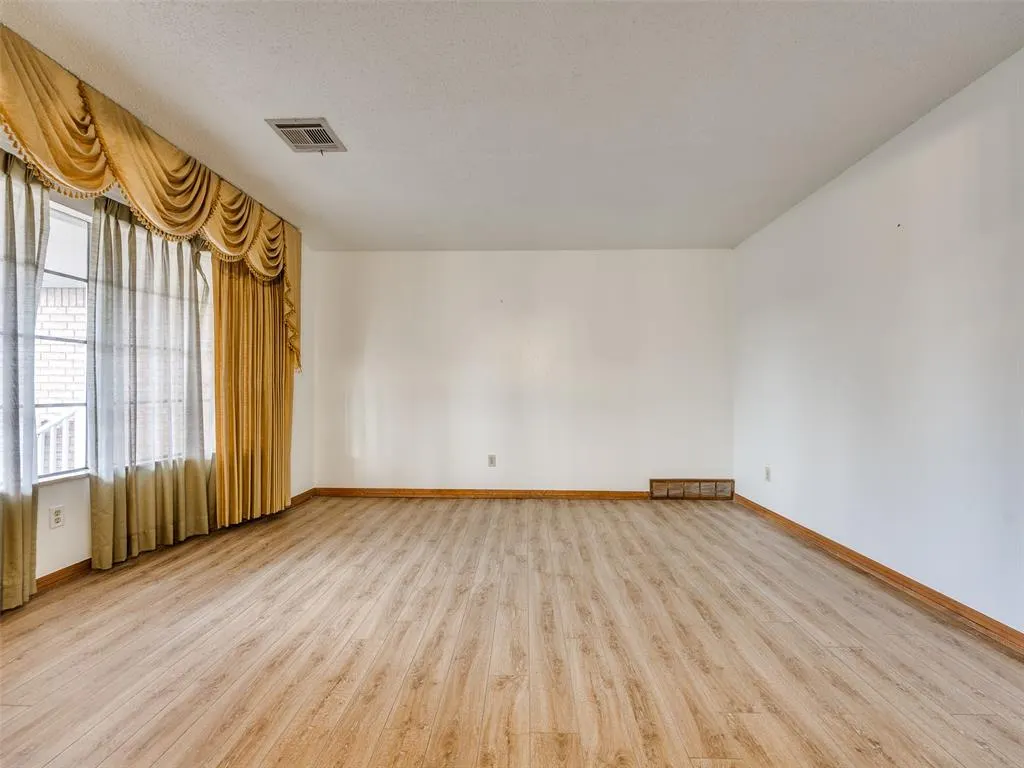 Photo 9 — 2313 SW 91st Street, Oklahoma City, OK 73159
