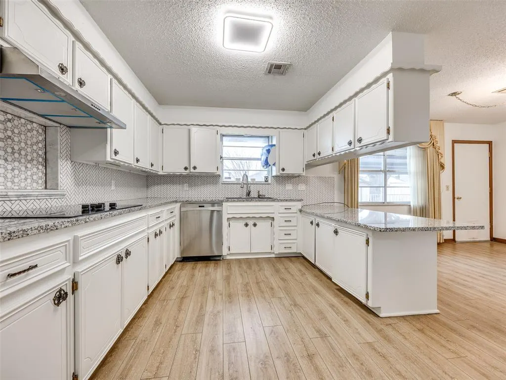 Photo 18 — 2313 SW 91st Street, Oklahoma City, OK 73159