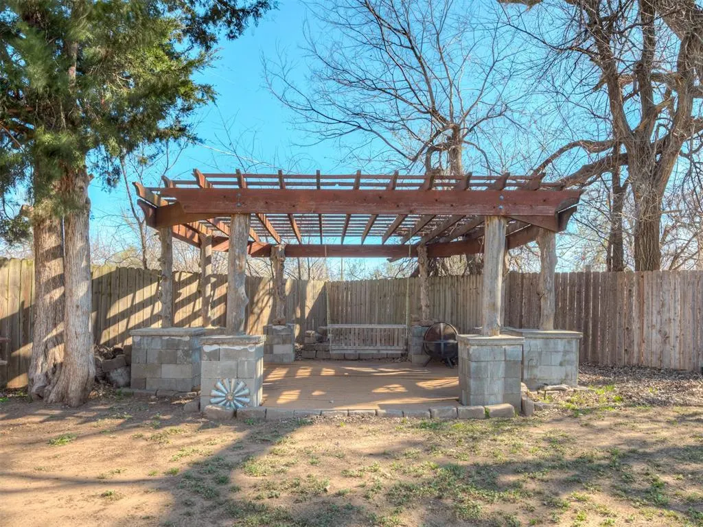 Photo 43 — 316 E Jefferson Street, Crescent, OK 73028