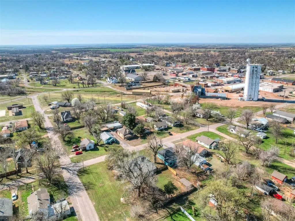 Photo 49 — 316 E Jefferson Street, Crescent, OK 73028
