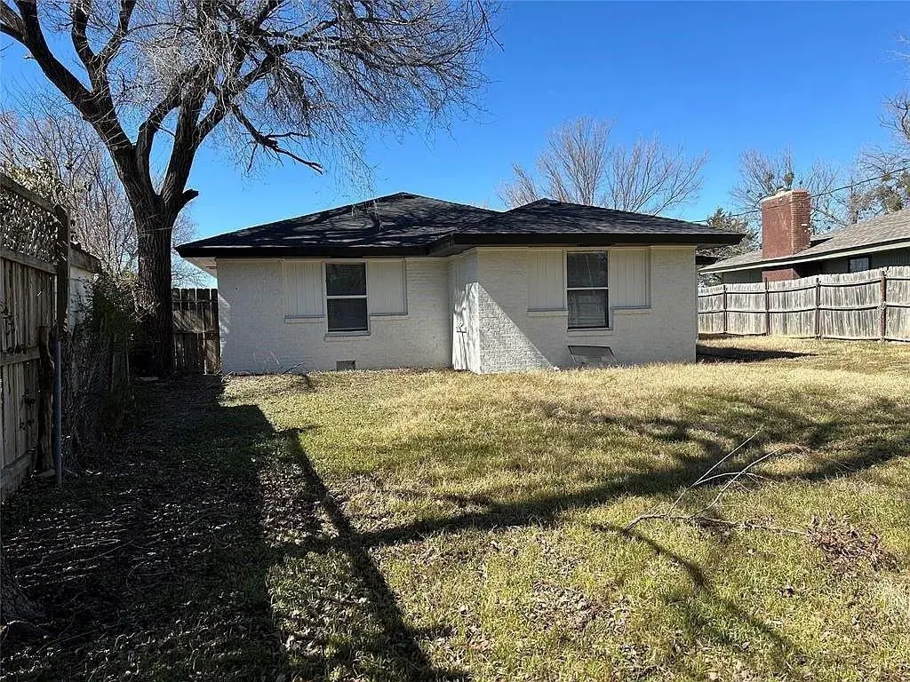 Photo 25 — 1611 NW 22nd Street, Lawton, OK 73505
