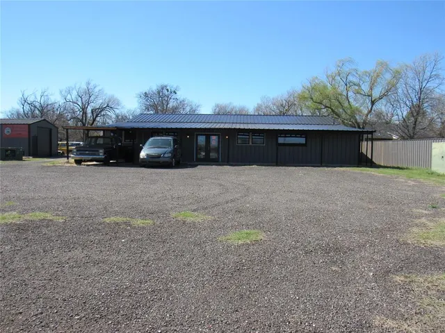 Front exterior — 19660 S Gordon Cooper Drive, Tecumseh, OK 74873