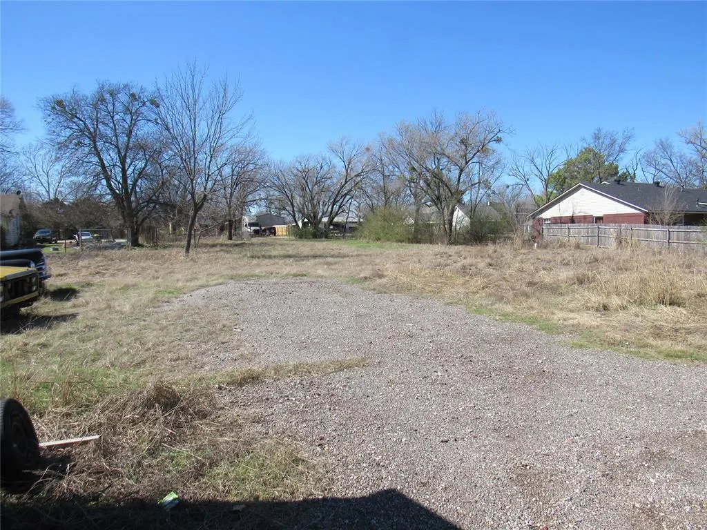 Photo 14 — 19660 S Gordon Cooper Drive, Tecumseh, OK 74873
