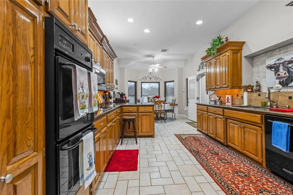 Photo 14 — 416 Fieldcrest Drive, Chickasha, OK 73018