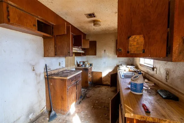 Photo 3 — 1006 N 3rd Street, Okemah, OK 74859