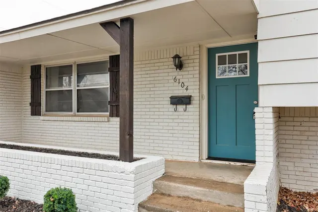 Photo 2 — 6104 Kingston Road, Oklahoma City, OK 73122