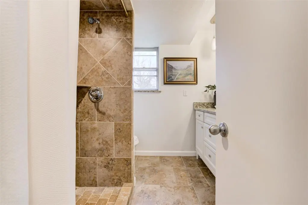 Photo 19 — 6104 Kingston Road, Oklahoma City, OK 73122