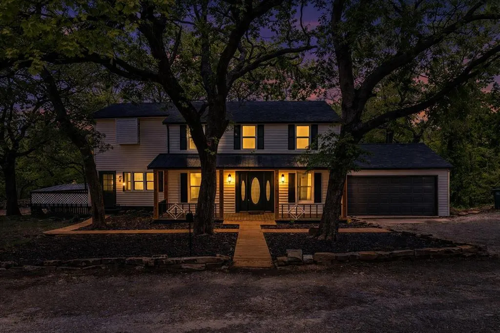 Photo 2 — 101 Jordan Way, Pauls Valley, OK 73075